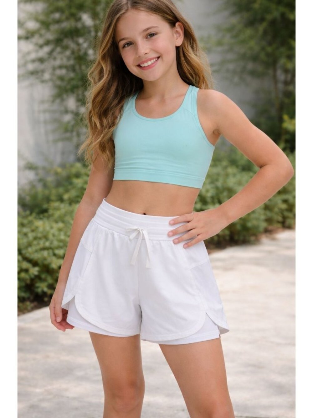 All in Motion size Small 6-7 Girls Active set, 2-in-1 Shorts White & Racerback